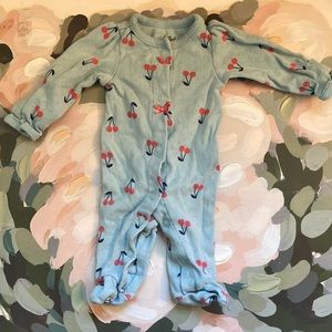 🍒 footies, one adorable prior user